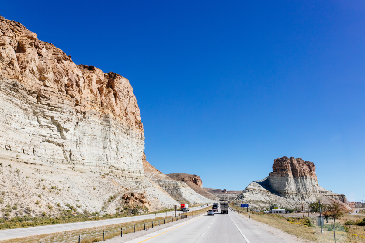 Bill would give all Wyoming law enforcement ability to cite drivers without sufficient English Language Proficiency