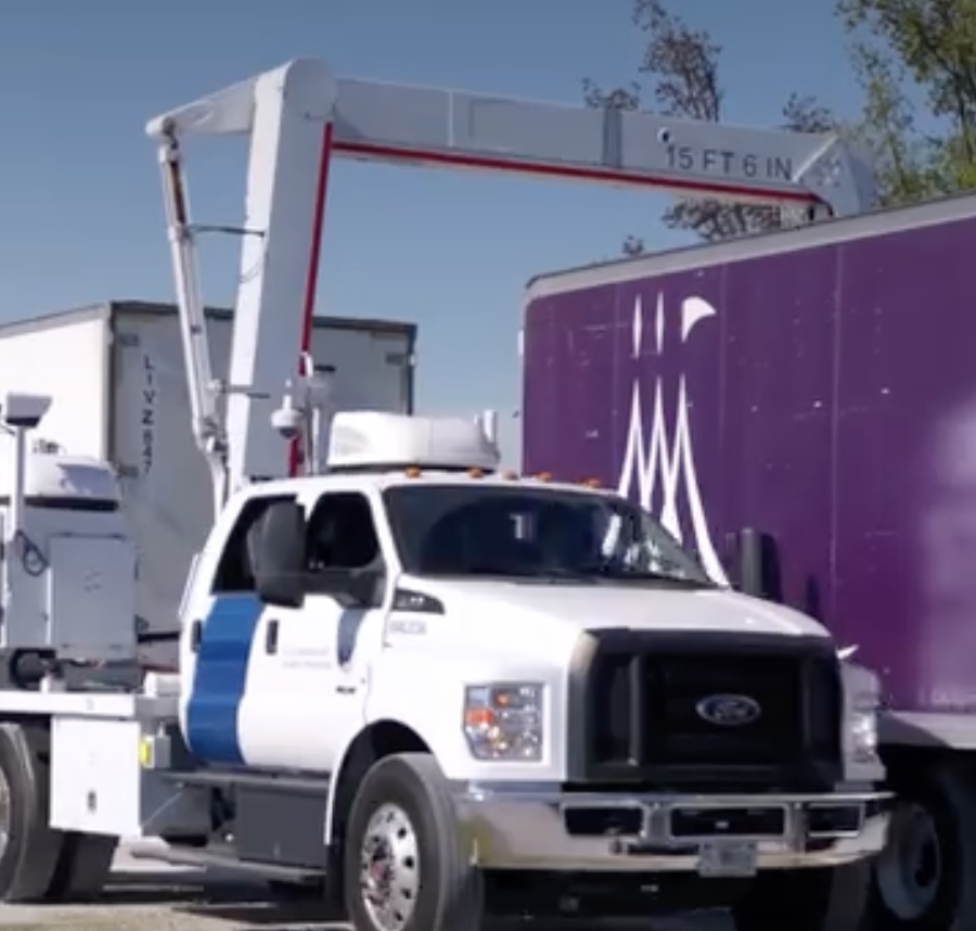 Video shows mobile x-ray system scanning semi trucks for Super Bowl security