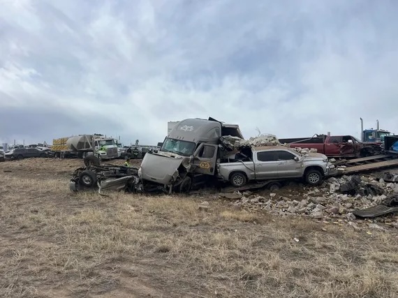 Four dead in thirty vehicle pileup on I-25 in Colorado