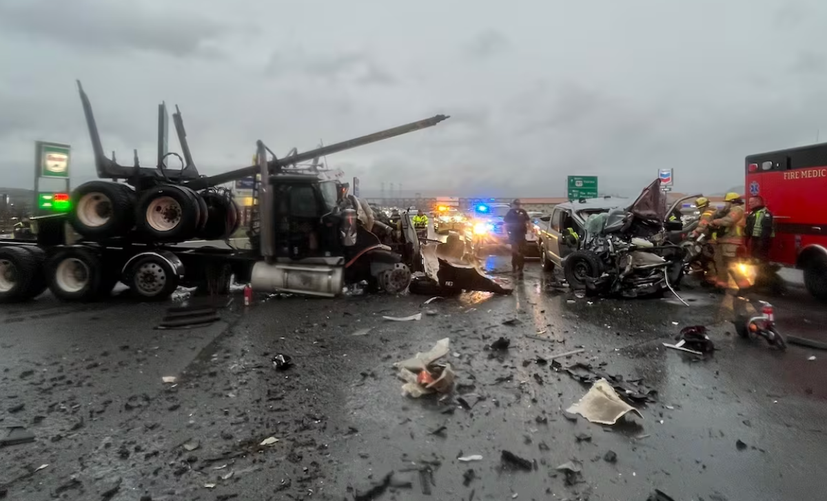 Two troopers hurt in crash with two commercial trucks on I-84 off-ramp