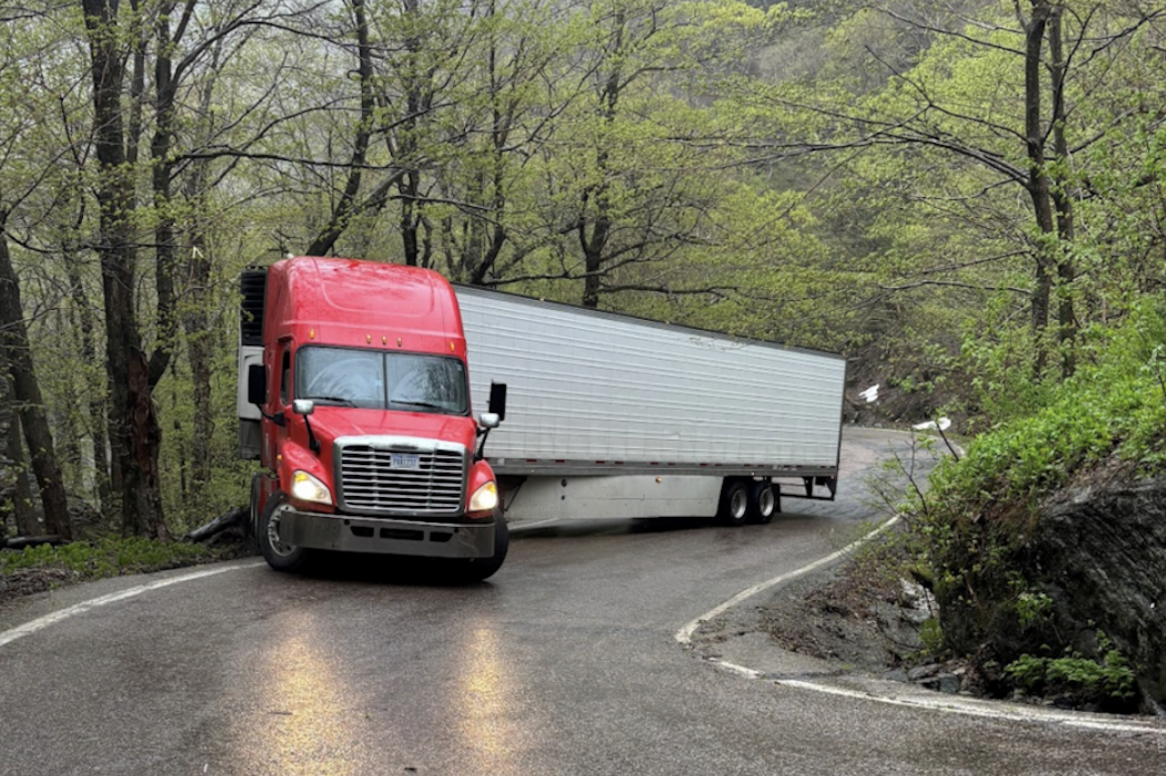 Fine for getting stuck in Smugglers’ Notch spikes to $20,000 in bill heading to state House