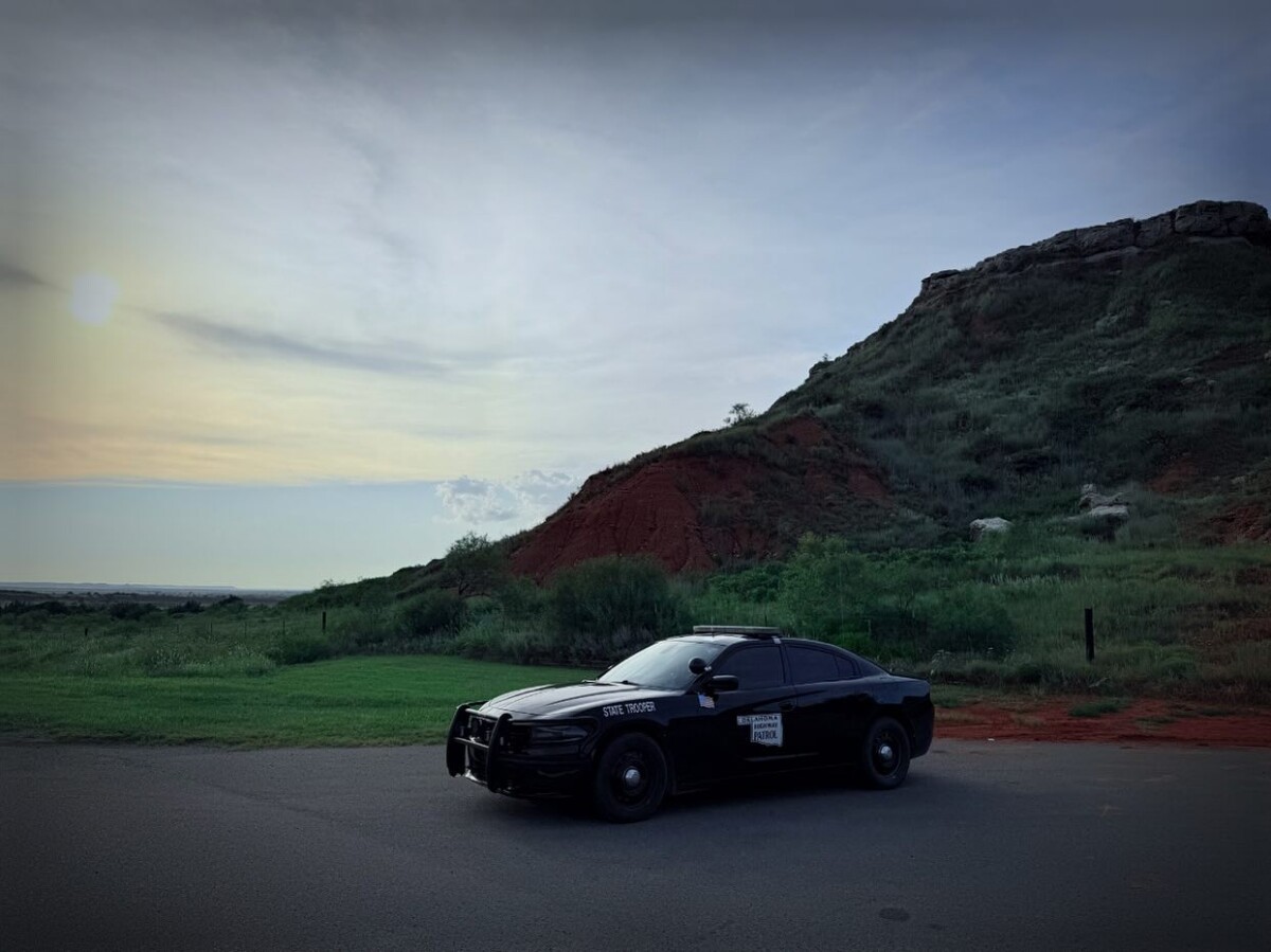 Oklahoma troopers pull over truck driver illegally present in U.S. with no CDL, find 20 pounds of meth