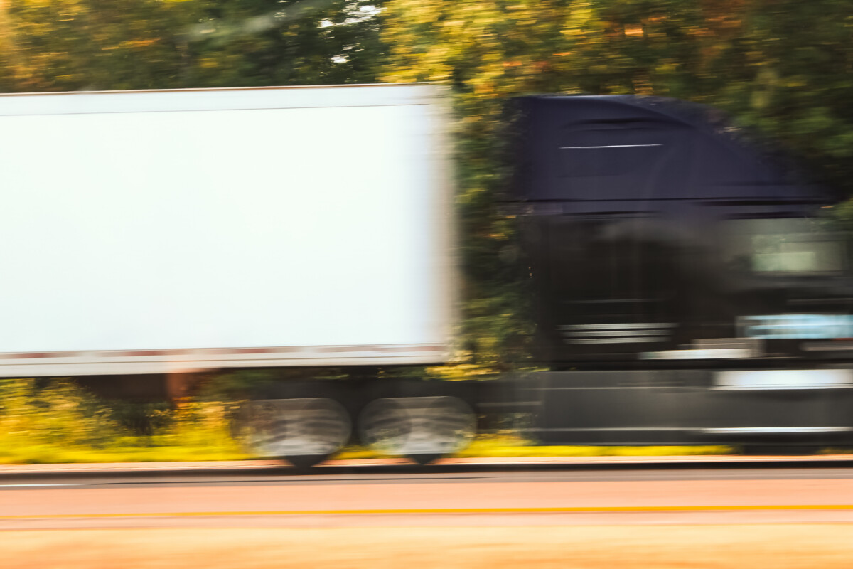 Man convicted for stealing identity of U.S. citizen to obtain CDL in Kentucky