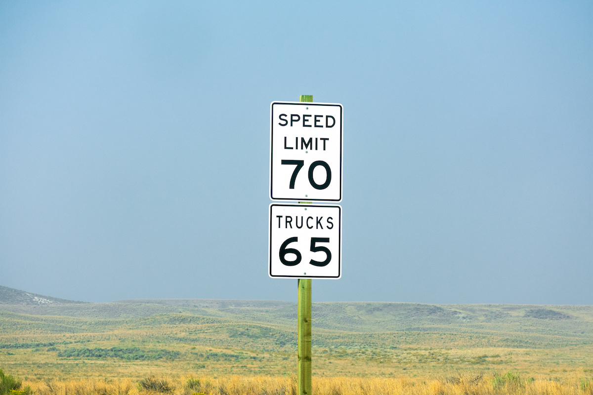 Bill eliminating lower speed limits for CMVs in Idaho advances through Senate committee