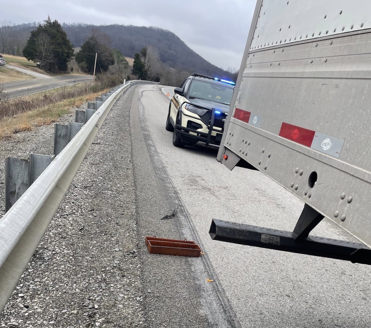 Steer tire blew during traffic stop for 17 MPH speed violation, Tennessee troopers say