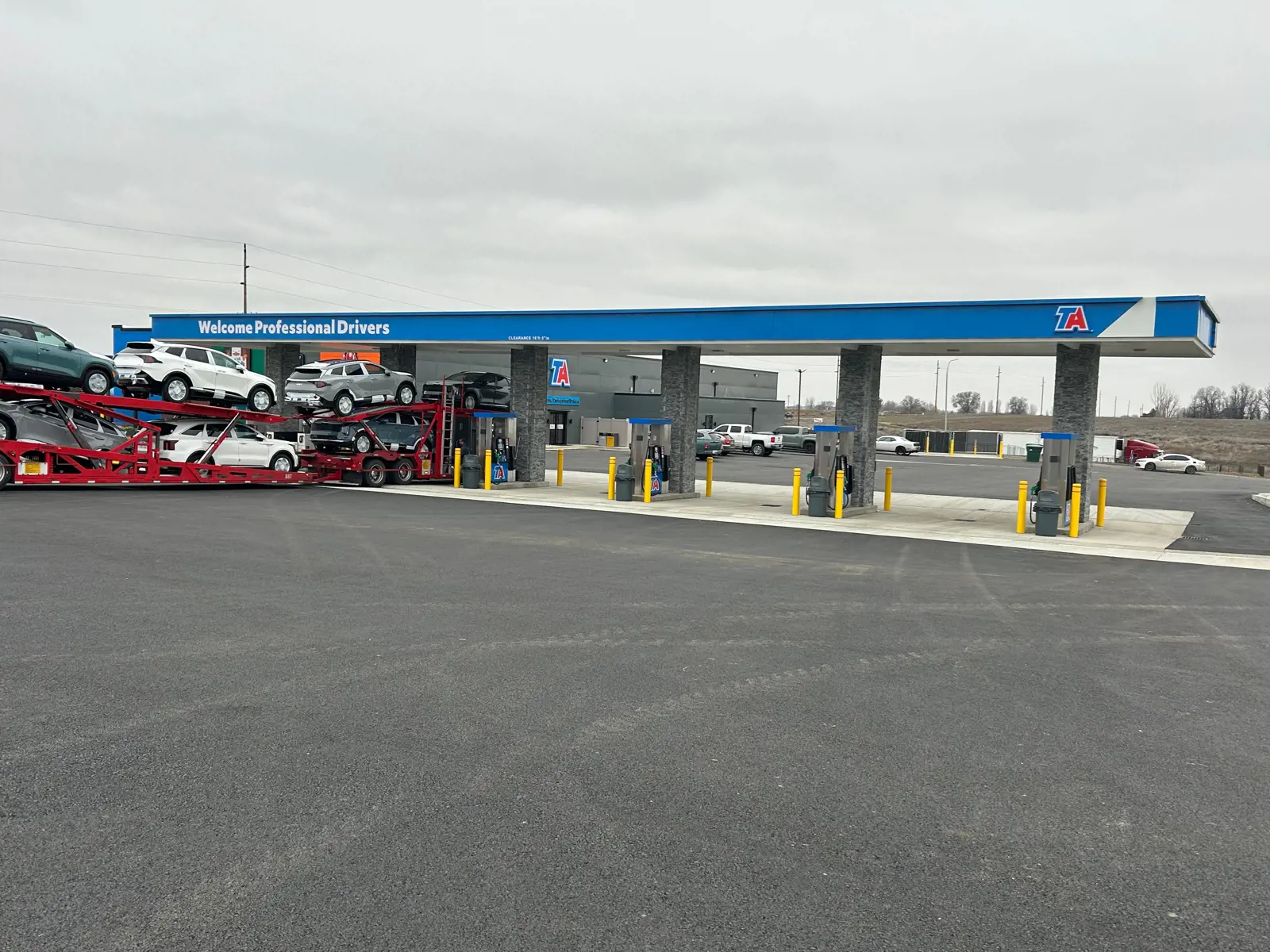 TA opens Washington store with 100 semi truck parking spaces