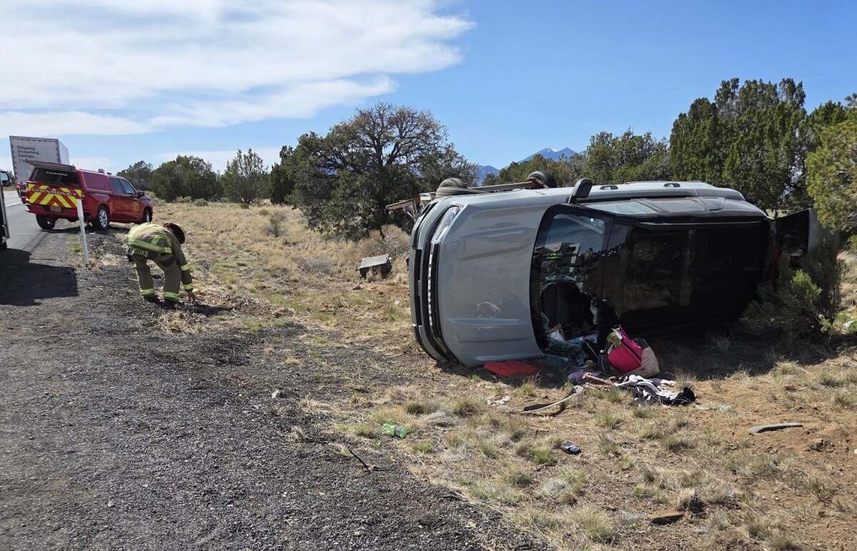 Commercial vehicle driver arrested for reckless driving in Arizona in rear-end crash that injured three
