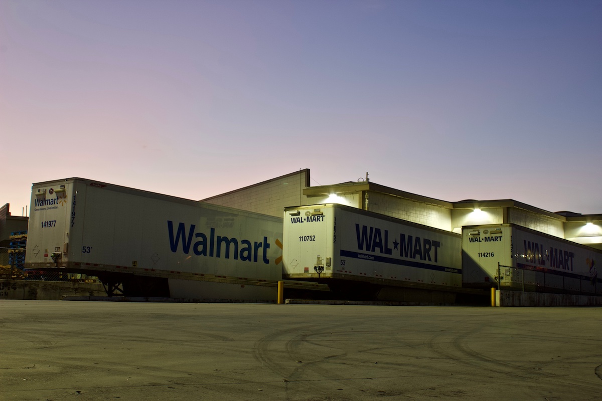 111 workers forced to transfer or quit as Walmart fulfillment center closes for automation-centered restructuring