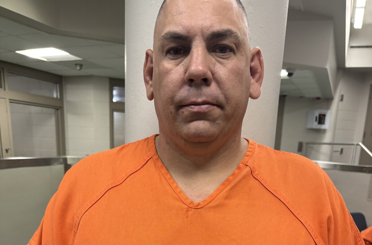 Man arrested for selling 23 semi truck trailers with fraudulent VINs in $287,000 scheme