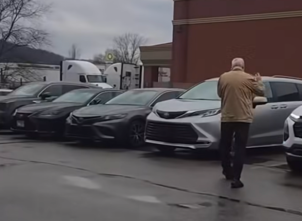 13 people arrested at Pennsylvania DMV after man calls DHS on non-domiciled drivers seeking medical form updates