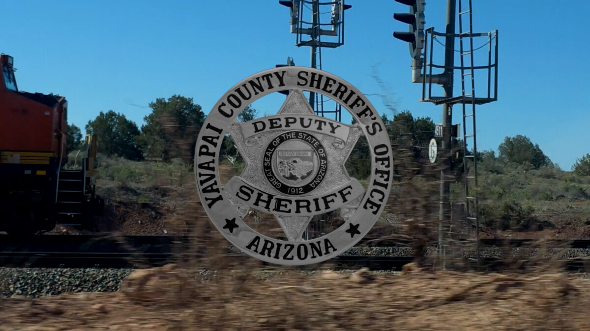Arizona sheriff issues warning about I-40 truck stops after thieves in Sprinter vans target semi truck