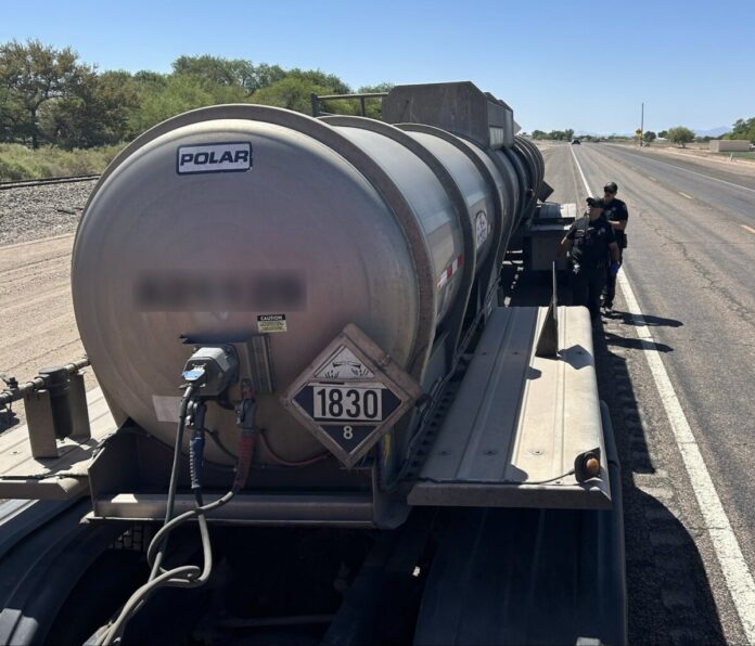 AZDPS photo of hazmat CMV inspection operation