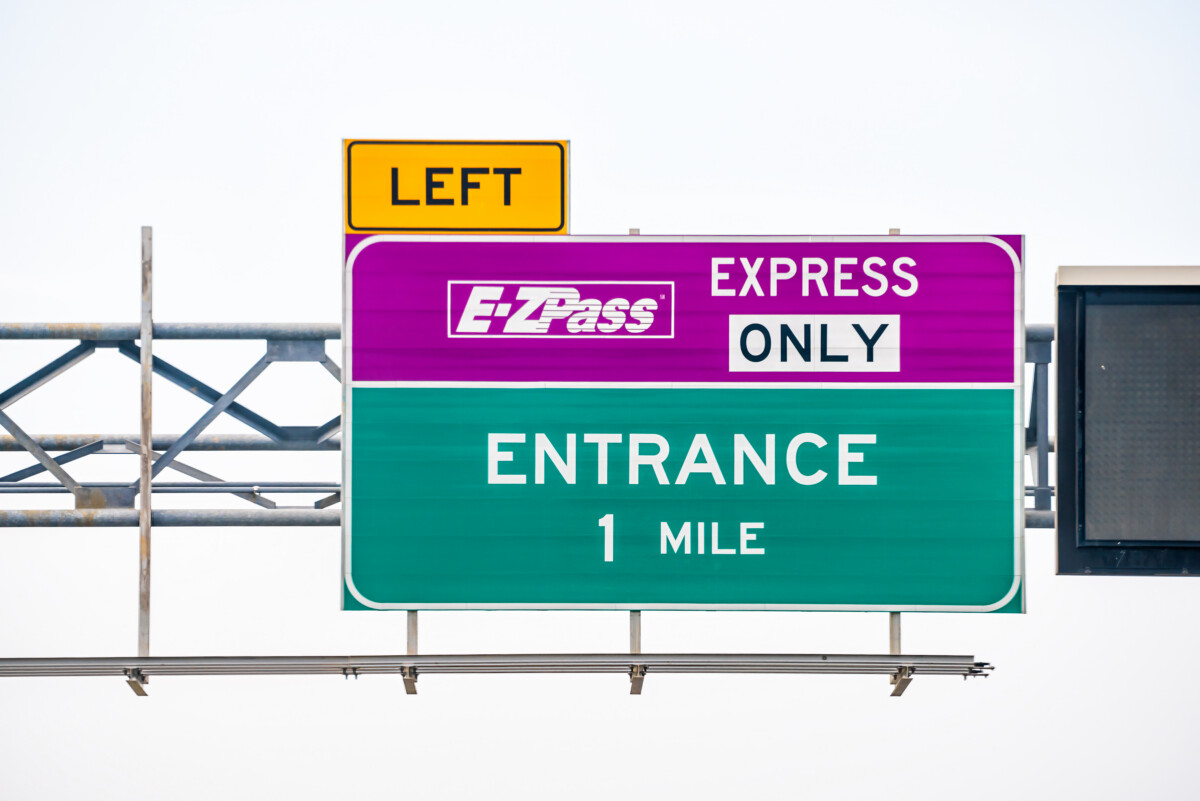 New Jersey police issue alert for thieves stealing E-ZPass transponders from parked commercial trucks