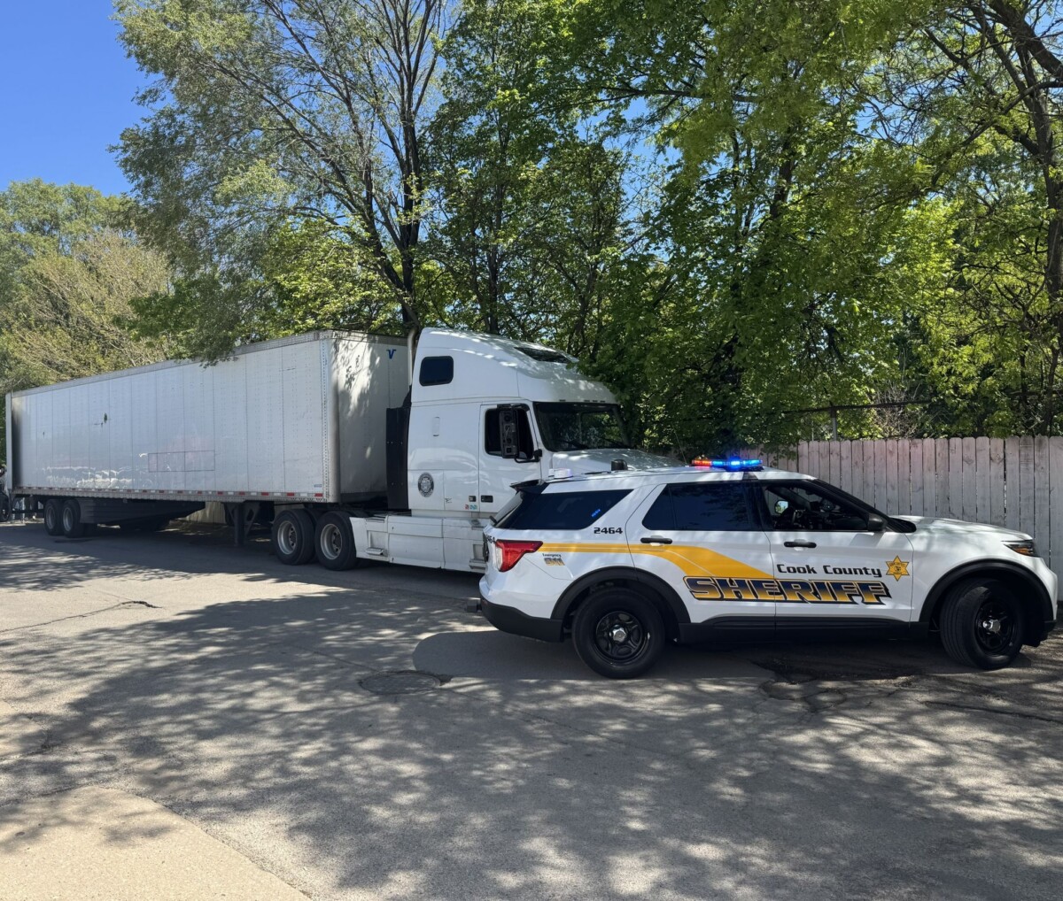 Illinois sheriff recovers $1.5 million worth of laptops along with stolen semi truck and trailer
