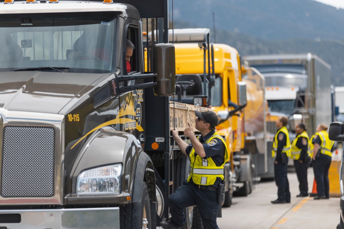 Colorado troopers cited 2,400 commercial vehicle drivers for failing to carry chains this season