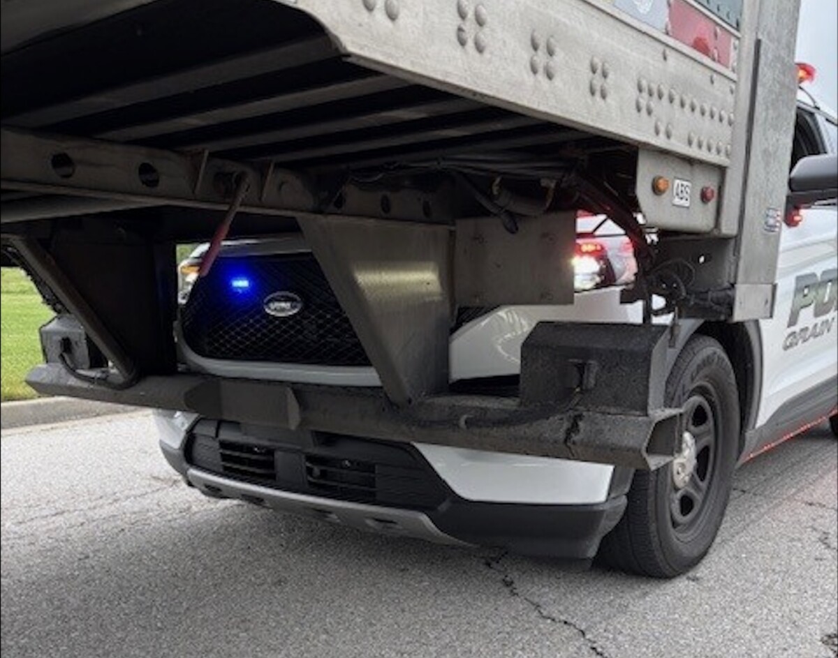‘Unusual traffic crash’ ends with police cruiser partially under semi trailer, Missouri police say