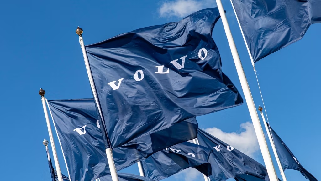 Volvo to pay $197 million to California to settle emissions violation case involving 10,000 truck engines