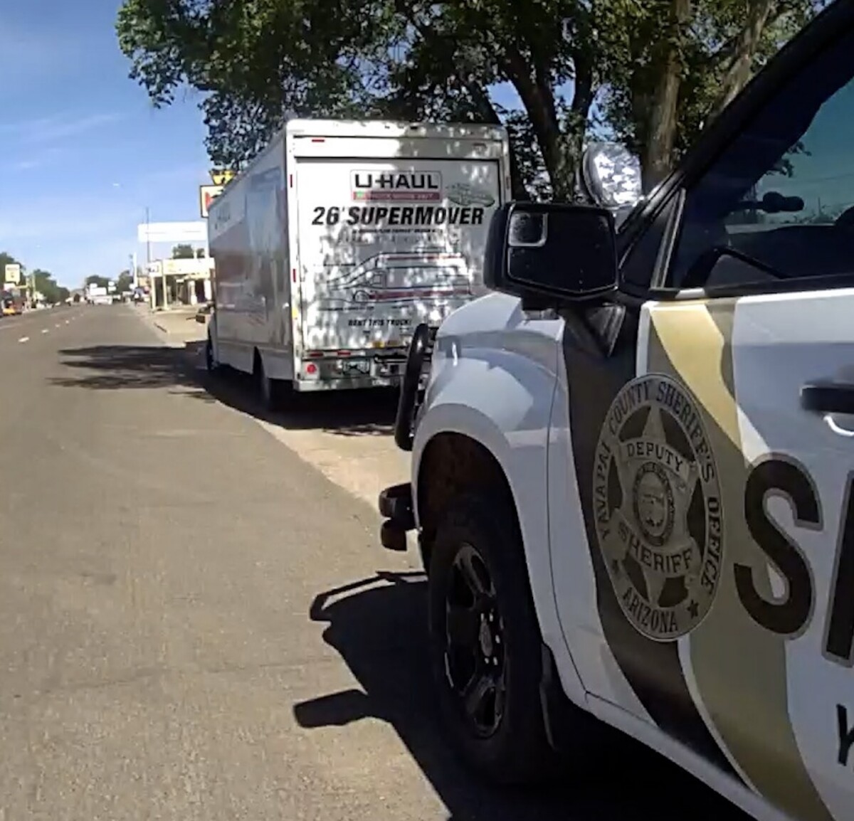 Arizona sheriff arrests two for theft of 2,100 gallons of diesel