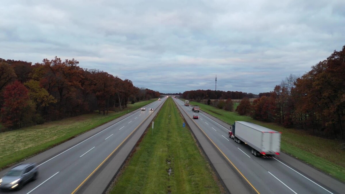Indiana Toll Road truck parking lot to close until November