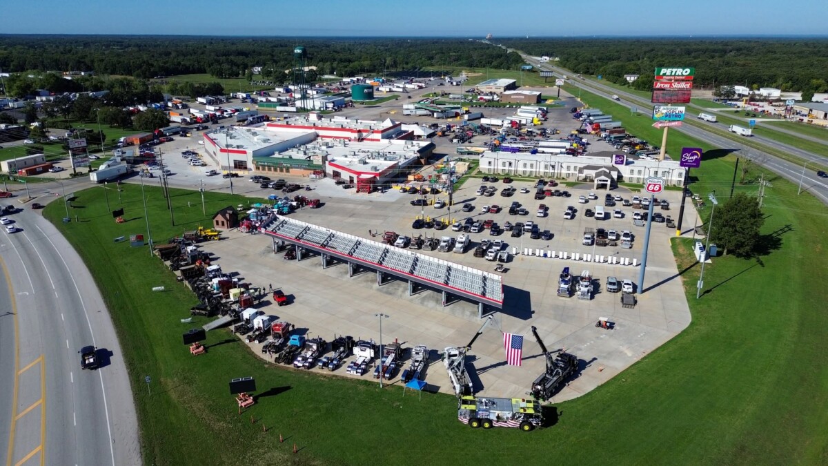 Joplin 44 invites truckers to free Grand Reopening celebration