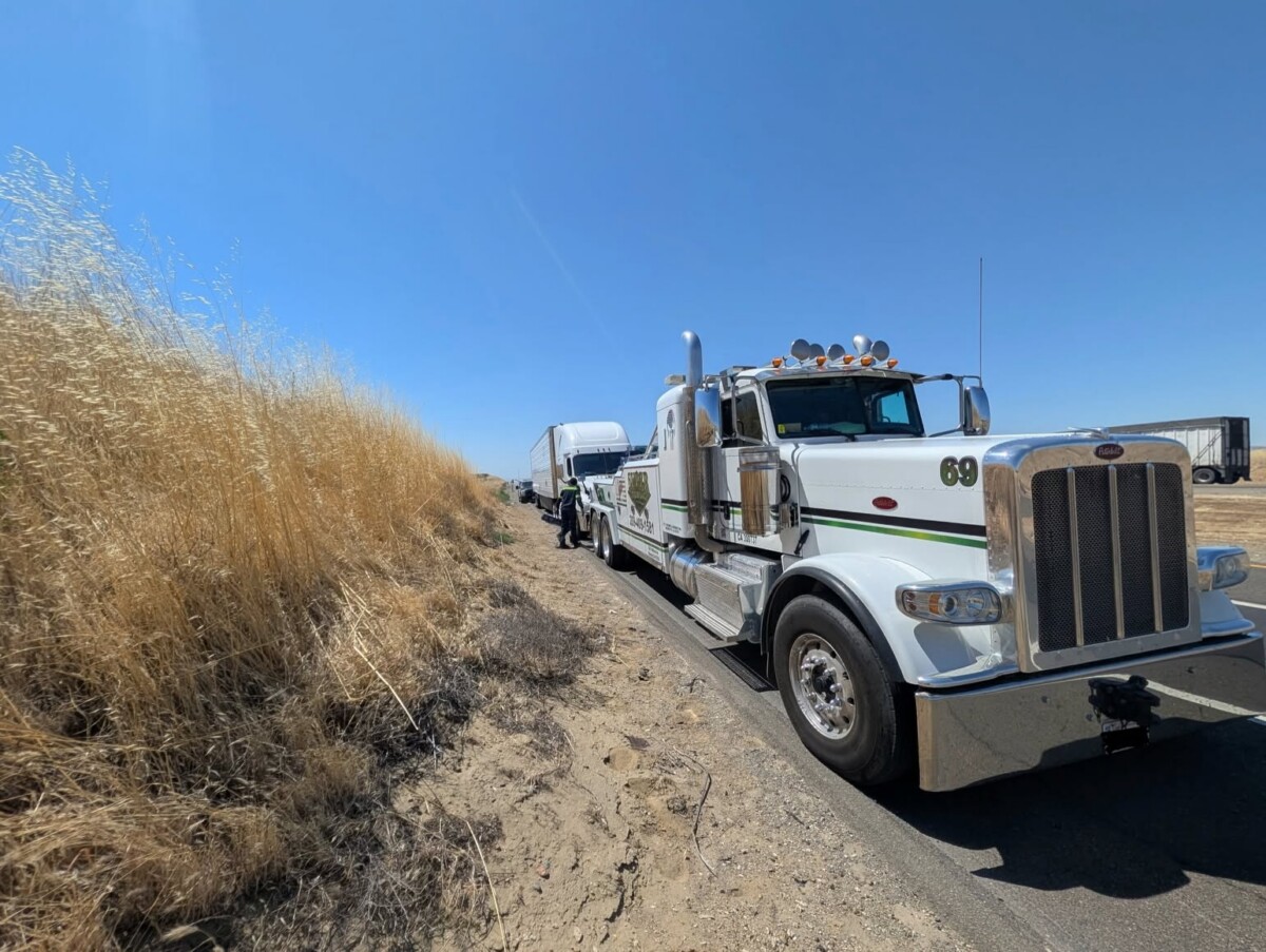 Semi truck impounded after California trooper finds unlicensed driver speeding on flat tire