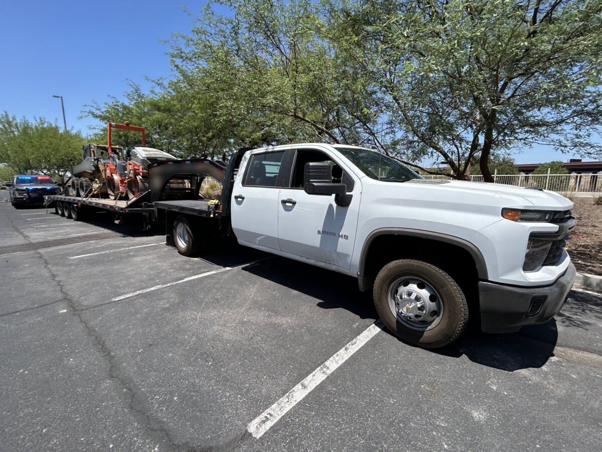 Driver transporting ‘heavy load’ ordered out-of-service in Arizona for no CDL, medical card, or USDOT number