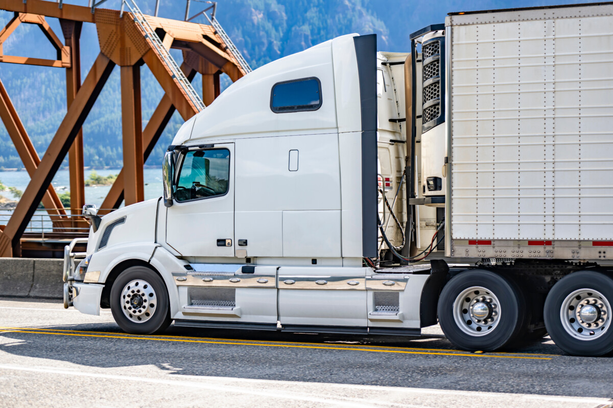 Man indicted for bad check trucking scheme that cost Connecticut wholesale food suppliers hundreds of thousands