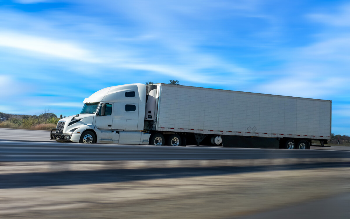 Lawmakers demand USDOT release $160 million withheld from California over delayed cancellation of thousands of CDLs