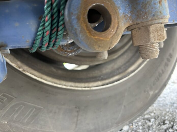 PCSO image of rope and bungee cord suspension fix