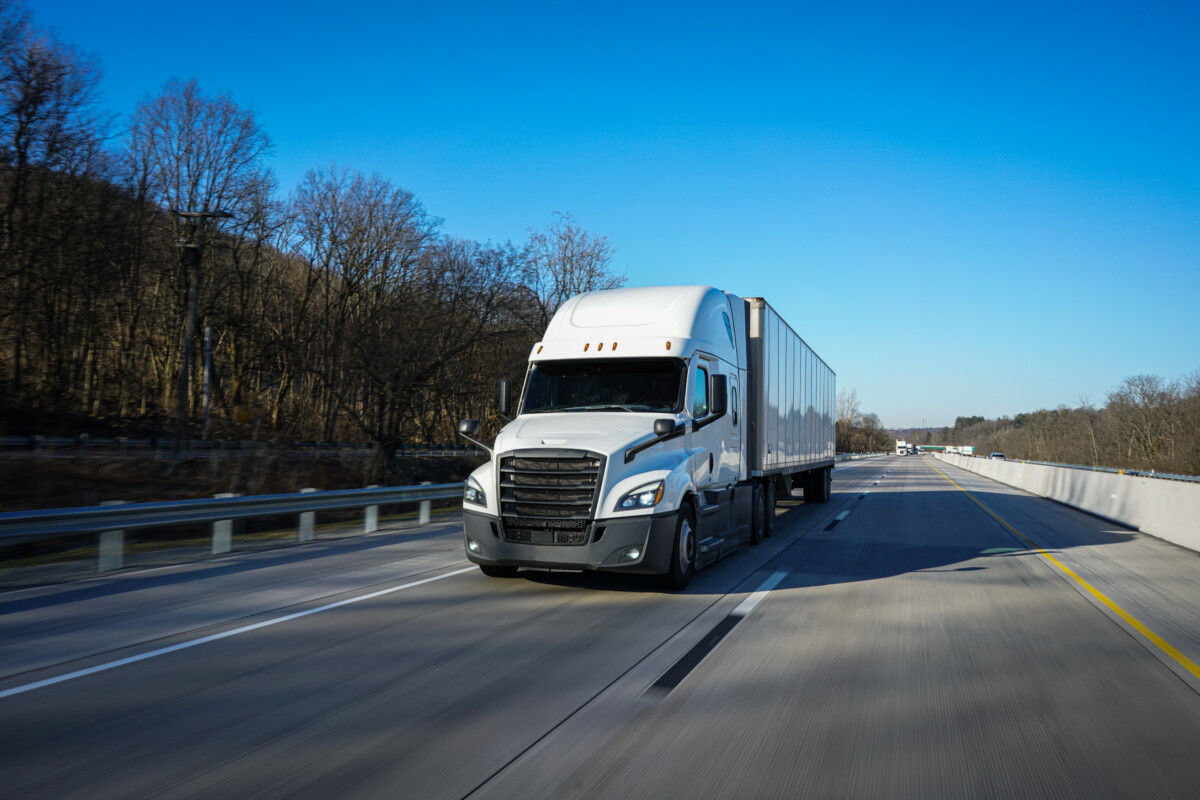 CDL drivers no longer required to self-report violations to states under new FMCSA rule