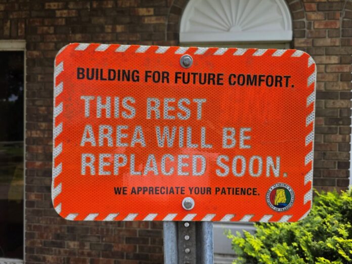 ALDOT rest area closure sign