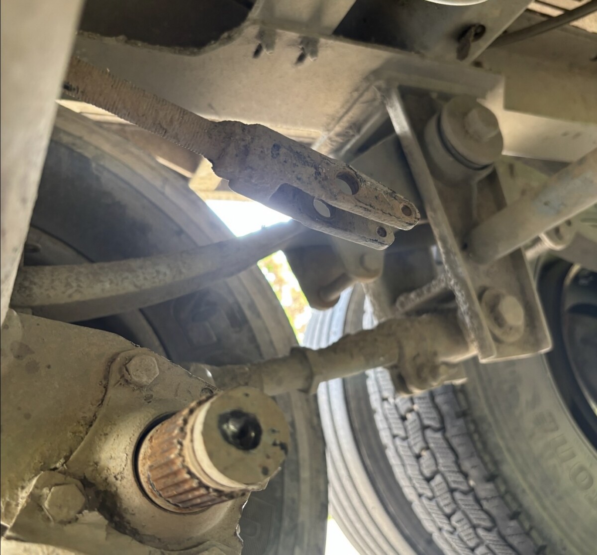 Tennessee trooper finds ‘serious brake system defect’ during roadside commercial vehicle inspection