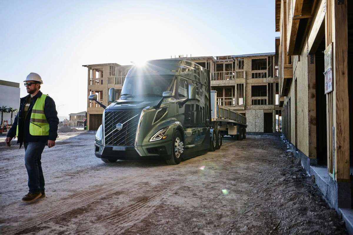 Volvo’s new over-the-air software updates  won’t require drivers to stay with trucks