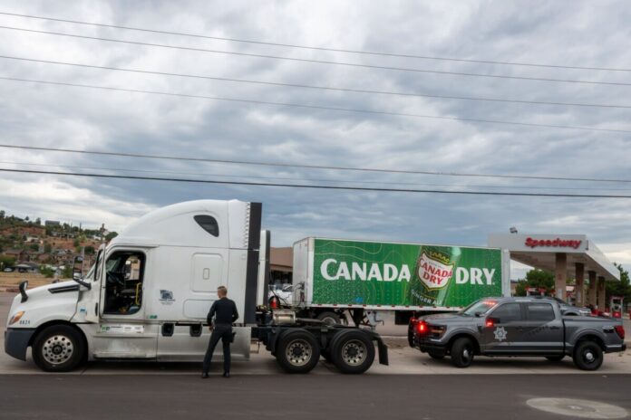 AZDPS photo of commercial vehicle blitz