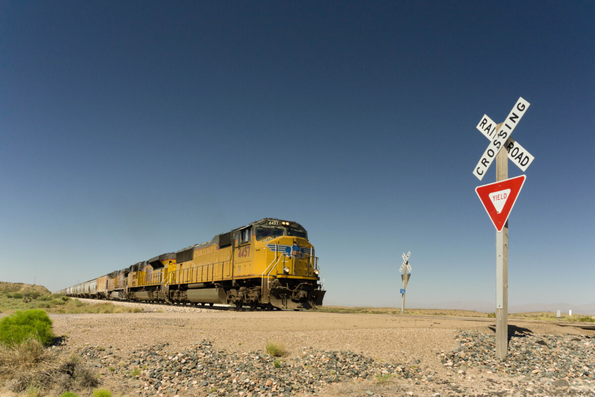 USDOT proposes English proficiency rule for railroad crews