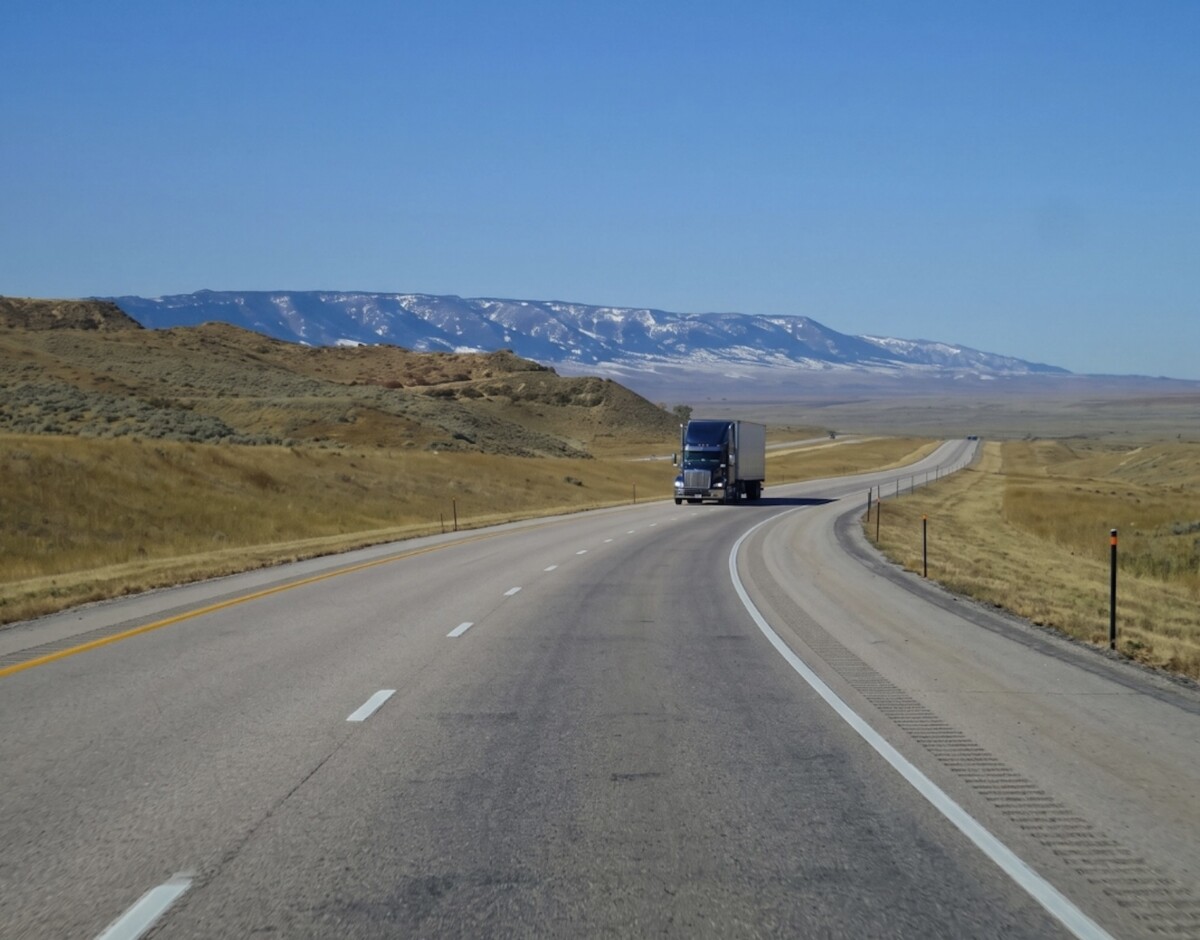 BUILD America 250 Act: What’s in the $580 Billion Highway Bill for Truckers