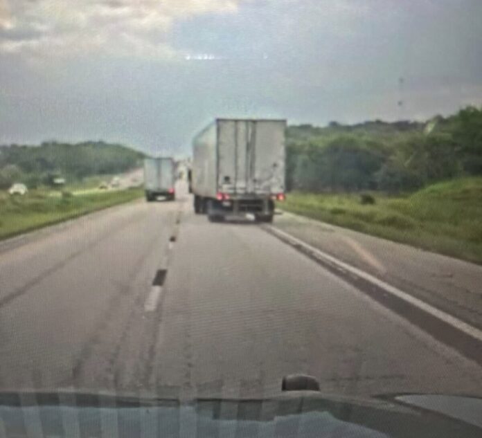 ISP image of semi trailer with flat tire and alignment issue