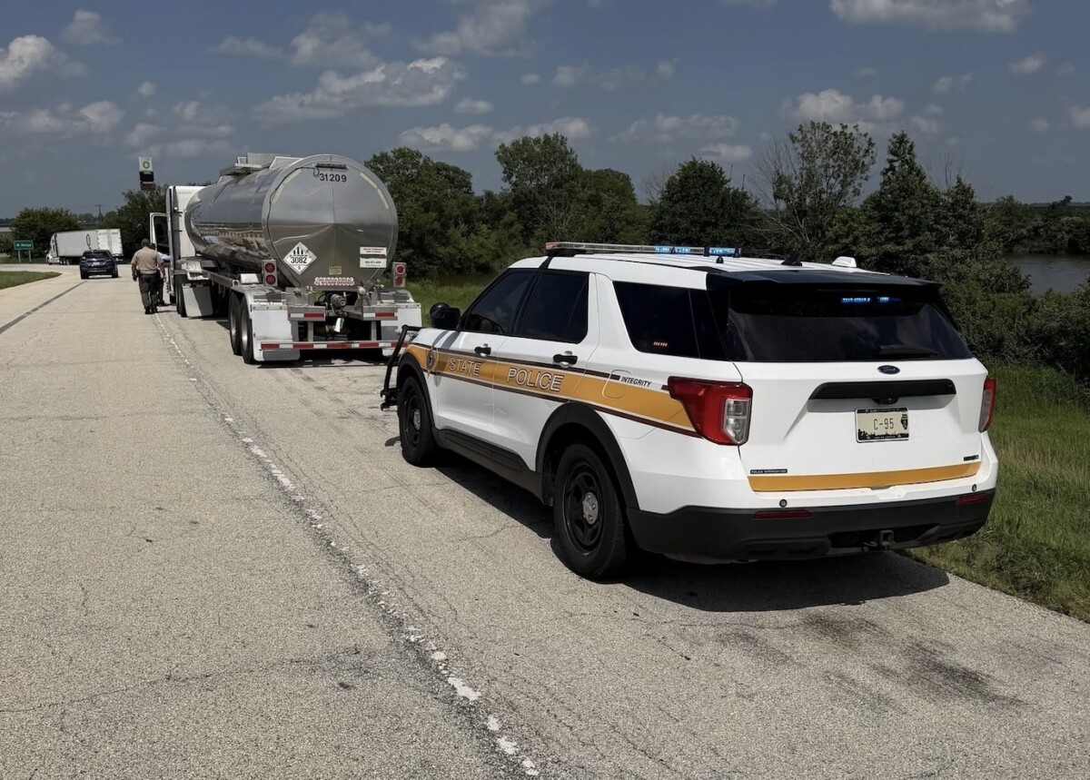 Illinois troopers take 61 commercial vehicles out-of-service during hazmat blitz on I-55 and I-70