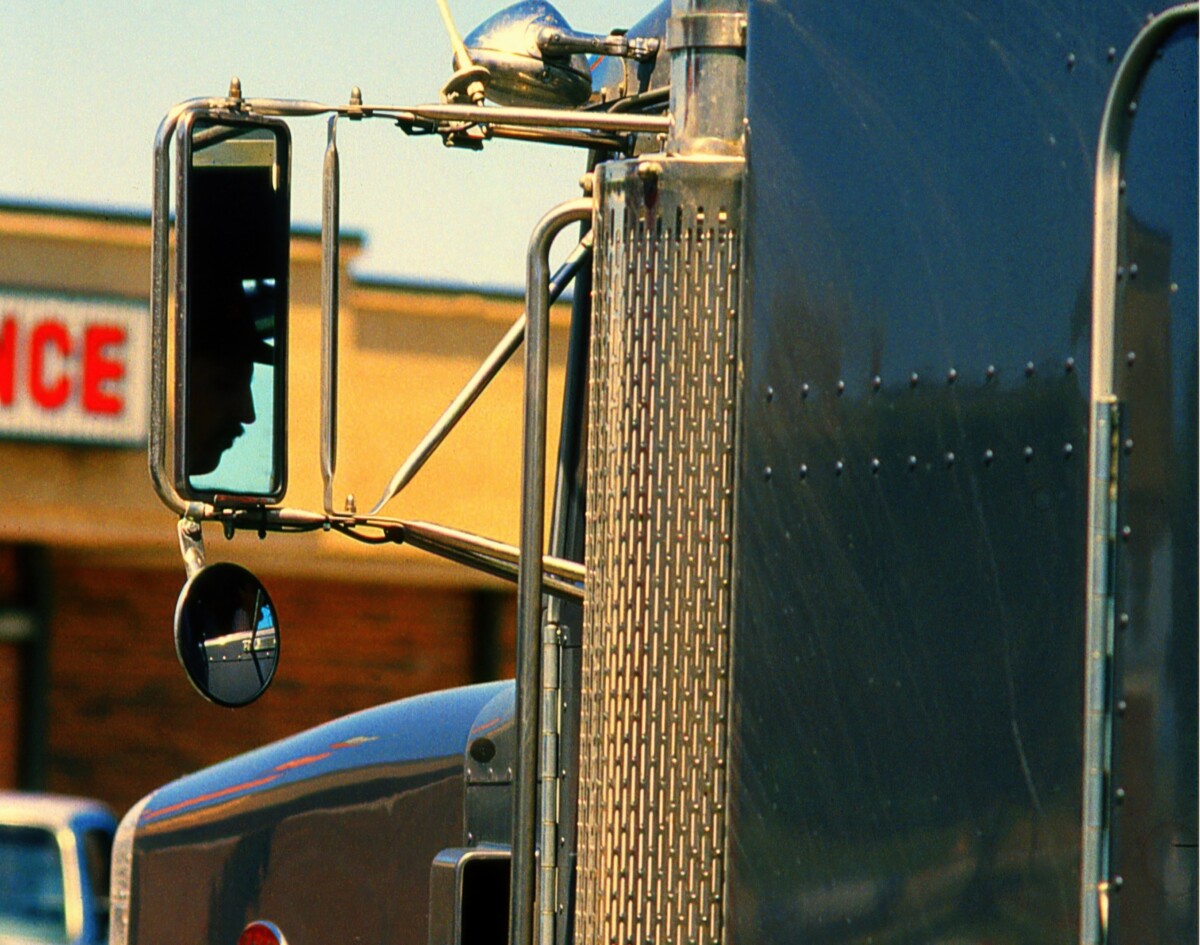 ‘Revert to paper logs’: FMCSA revokes 10 ELDs for failure to meet minimum standards