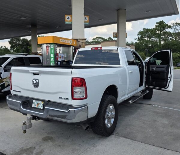 VSO image of suspect pickup in diesel thefts