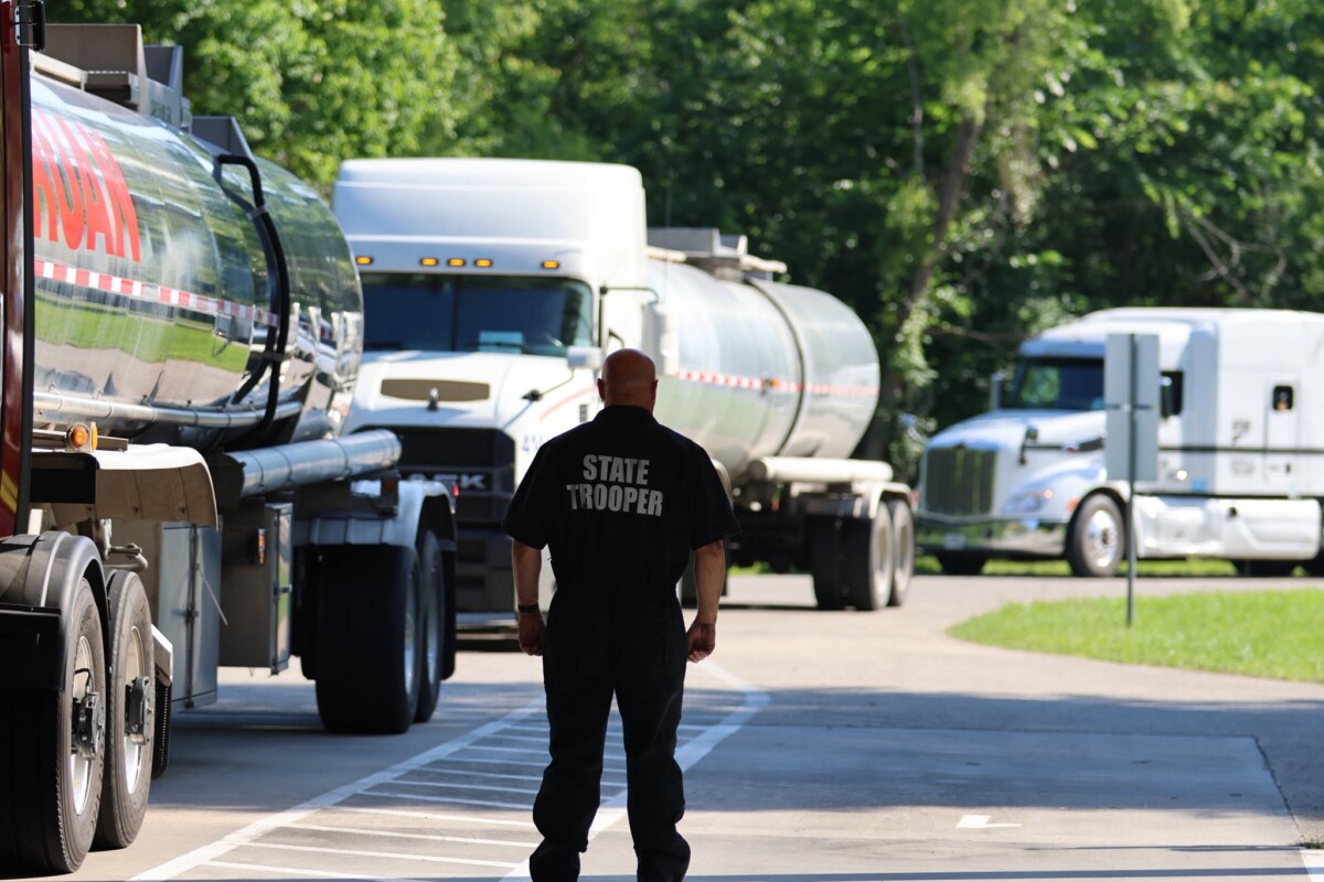 More than 13,500 trucks and drivers out-of-service during 72-hour CVSA Roadcheck blitz
