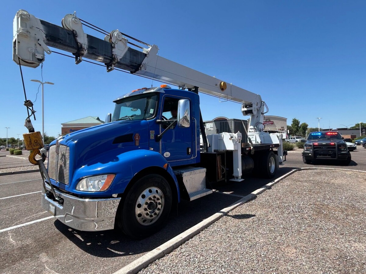 Owner-operator sidelined in Arizona for no USDOT number, CDL, insurance, or corrective lenses