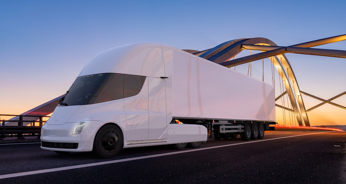 500 Tesla semi trucks to be deployed by autonomous trucking company