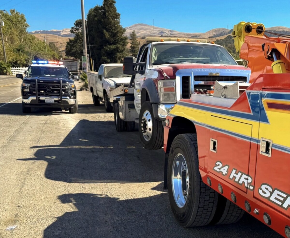 CHP impounds overweight tow truck after discovering its operating authority had been suspended for years