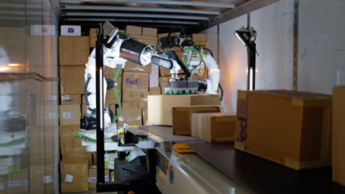 FedEx trailer loading