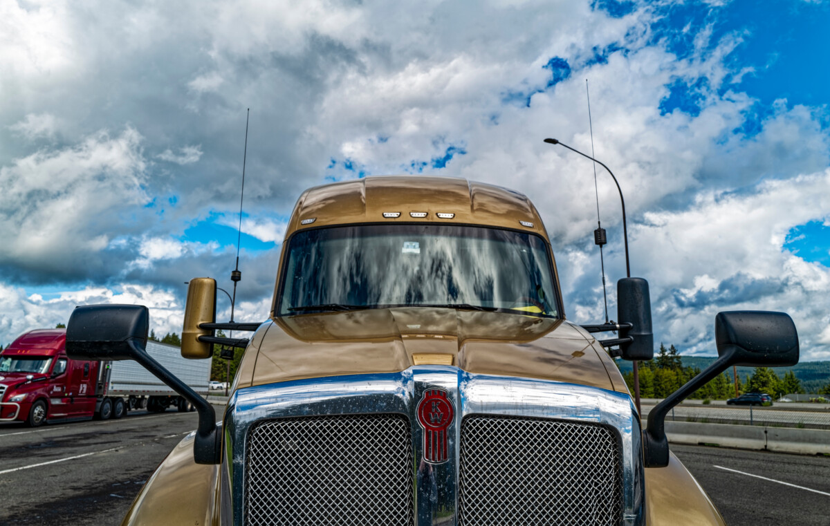 FMCSA advances hours-of-service pilots that could lead to more scheduling flexibility for CDL drivers