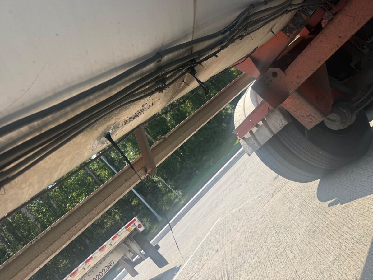 Georgia DPS catches driver with disqualified CDL hauling leaking asphalt tanker